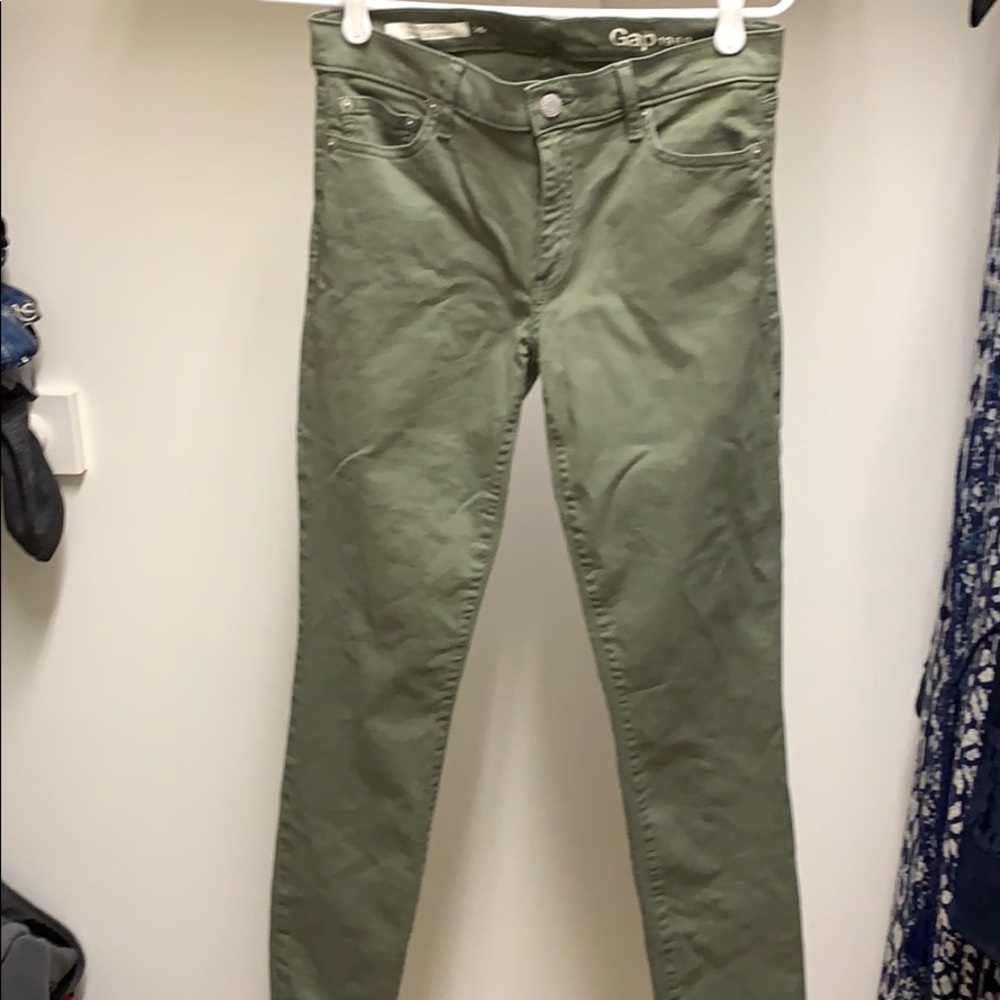 Gap women’s skinny jeans